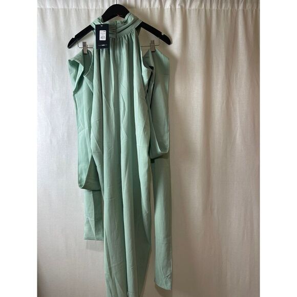 Fashion Nova different angles maxi dress - Picture 5 of 12